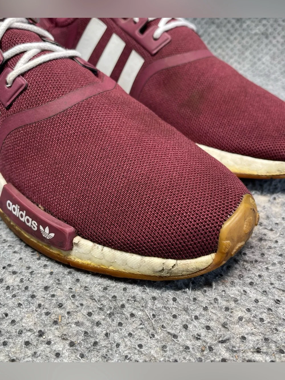 Adidas NMD R1 Burgundy Gum Shoes Size 9 Men’s